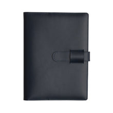Încarcă imaginea în vizualizatorul Galerie, Agenda din piele 2026, datata zilnic, Bella Blu, 15 x 21 cm