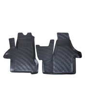 Încarcă imaginea în vizualizatorul Galerie, Covoare auto VW T7 2022-2024, dedicate, stil tavita, cu tunel median