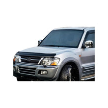 Încarcă imaginea în vizualizatorul Galerie, Deflector capota Mitsubishi Pajero III V60 V70 1999-2006