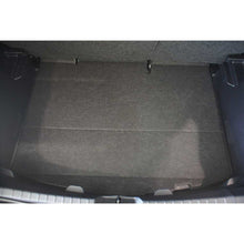 Încarcă imaginea în vizualizatorul Galerie, Tavita portbagaj Toyota Yaris 3 Hybrid non-Facelift 2011-2014 - portbagaj jos