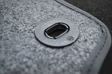 Încarcă imaginea în vizualizatorul Galerie, Covorase auto mocheta MERCEDES C CLASS (W204, W205) 2007 - 2018, 2007 - 2018, C CLASS, importate 31-03-2021, MERCEDES, covorase-auto-mocheta-mercedes-c-class-w204-w205-2007-2018,