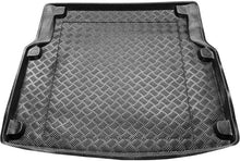 Încarcă imaginea în vizualizatorul Galerie, Covoras tavita protectie portbagaj LUX, Mercedes W212 E - CLASS Sedan 2009-2016, 2009-2016, CAUCIUC, E CLASS, IMPORTAT 7/28, MERCEDES, NEGRU, covoras-tavita-protectie-portbagaj-lux-mercedes-w