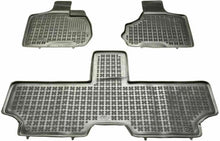 Încarcă imaginea în vizualizatorul Galerie, Covorase auto cauciuc tavita LUX, Chrysler VOYAGER IV - 5 locuri 2001-2007, 2001-2007, CAUCIUC, CHRYSLER, IMPORTAT 7/28, NEGRU, VOYAGER, covorase-auto-cauciuc-tavita-lux-chrysler-voyager-iv-