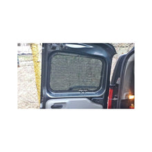 Încarcă imaginea în vizualizatorul Galerie, Perdele auto dedicate Dacia Logan MCV 2006 - 2012
