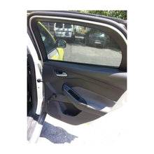 Încarcă imaginea în vizualizatorul Galerie, Perdele auto dedicate Ford Focus III Sedan 2011-&gt;
