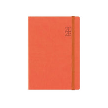 Încarcă imaginea în vizualizatorul Galerie, Agenda 2026 Vinci Flex Orange datata zilnic 15 x 21 cm
