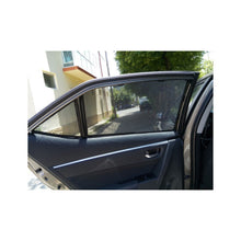 Încarcă imaginea în vizualizatorul Galerie, Perdele auto dedicate Toyota Corolla E170 Berlina 2013-&gt;

