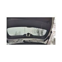 Încarcă imaginea în vizualizatorul Galerie, Perdele auto dedicate Toyota Auris Hatchback 2016-&gt;
