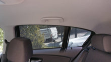 Încarcă imaginea în vizualizatorul Galerie, Perdele auto dedicate BMW E60 Seria 5 Sedan 2003-2010
