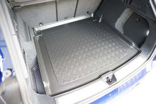 Încarcă imaginea în vizualizatorul Galerie, Tavita portbagaj Audi Q5 III / Q5 III Sportback 2025-prezent, inclusiv Mild-Hybrid, bancheta neculisanta
