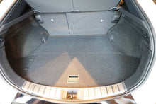 Încarcă imaginea în vizualizatorul Galerie, Tavita portbagaj Lexus RZ 450e Electric - fara subwoofer, 2023-prezent
